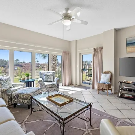 Beach Daze - Beach Manor 113 Ground Floor Condo, Sleeps 6 Steps To Beach Pool, Sauna & More!